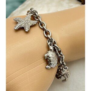Ocean Creatures Charm Bracelet Starfish Turtle Shell Seahorse Silver Tone